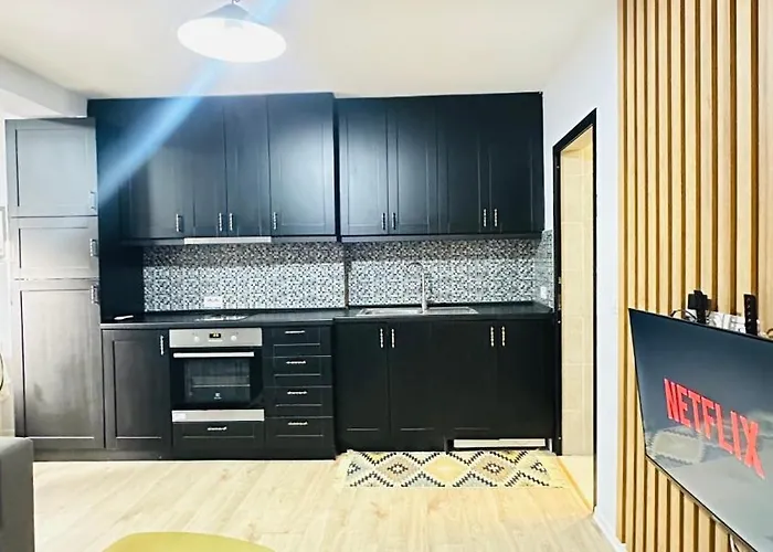 With Self Check-in Apartamento Tirana