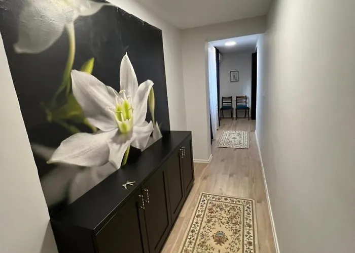 With Self Check-in Apartamento Tirana