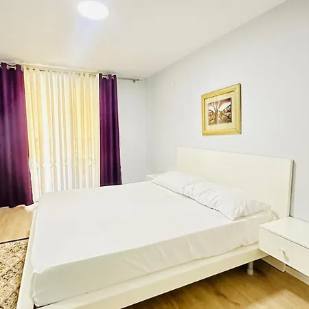 Tirana Central Modern Apartment * Tirana