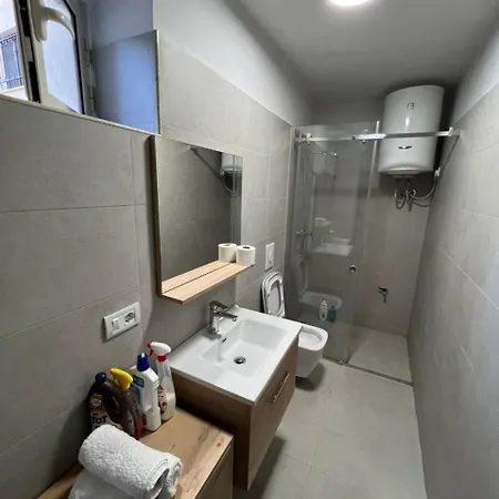 Tirana Central Modern Apartment Apartamento *