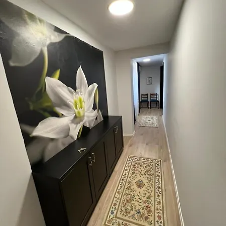 With Self Check-in Apartmán Tirana